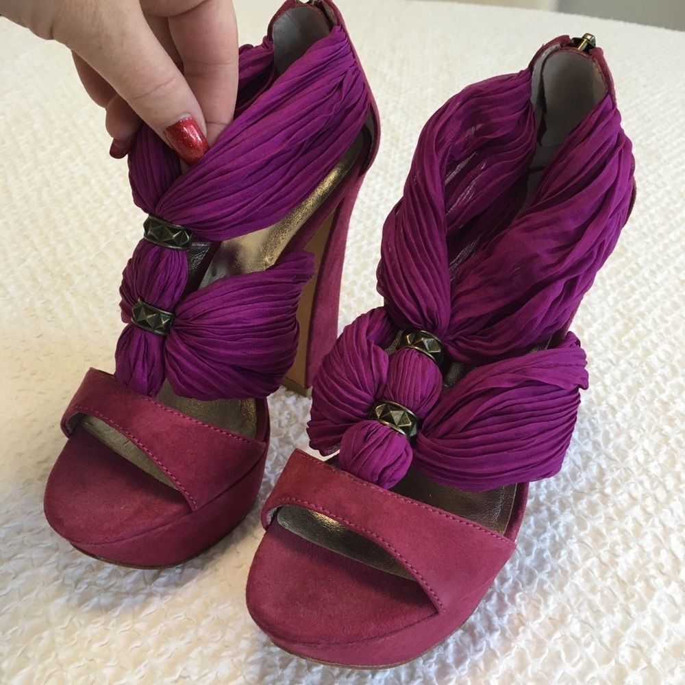 Pelle Moda Platform Sandal Heels